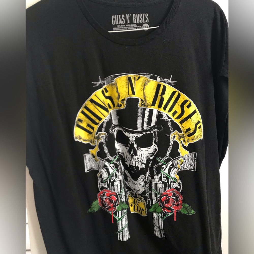 Guns and Roses T-Shirt 🥀